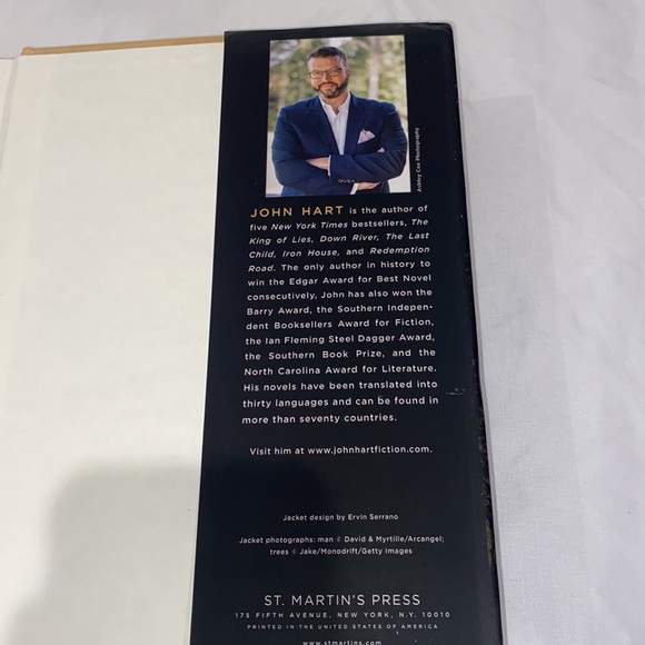 The Hush (book by John Hart) - Picture 5 of 9